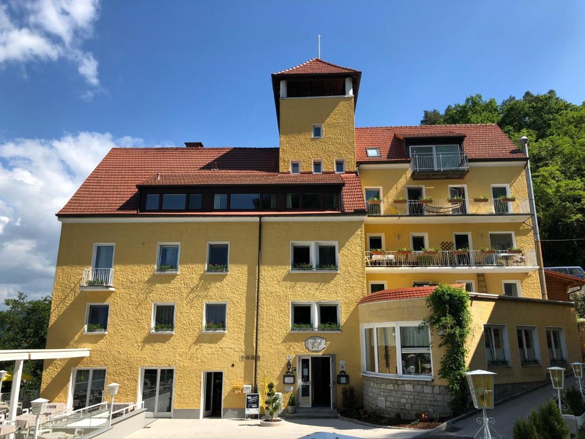 Hotel-Restaurant Faustschloessl Feldkirchen an der Donau Екстер'єр фото