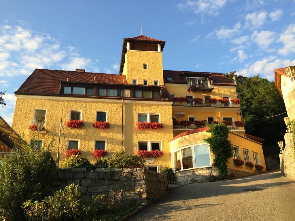 Hotel-Restaurant Faustschloessl Feldkirchen an der Donau Екстер'єр фото
