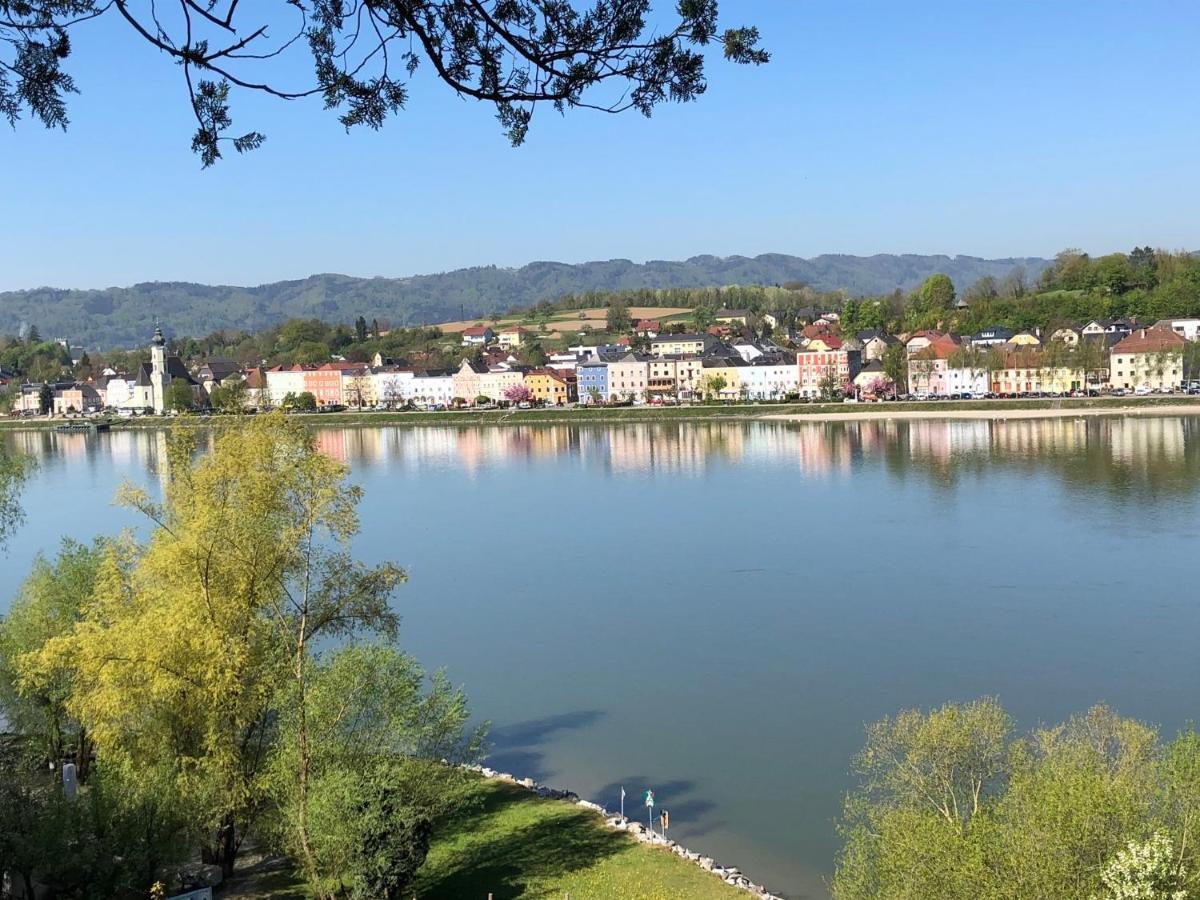 Hotel-Restaurant Faustschloessl Feldkirchen an der Donau Екстер'єр фото